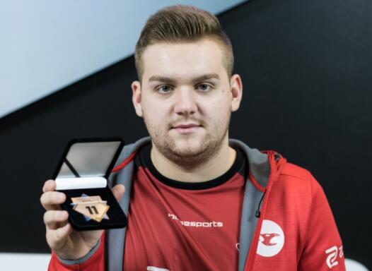 英雄联盟比赛大升级，比赛网速更快，观众观赛滞后更低